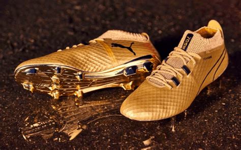 costliest football boot.